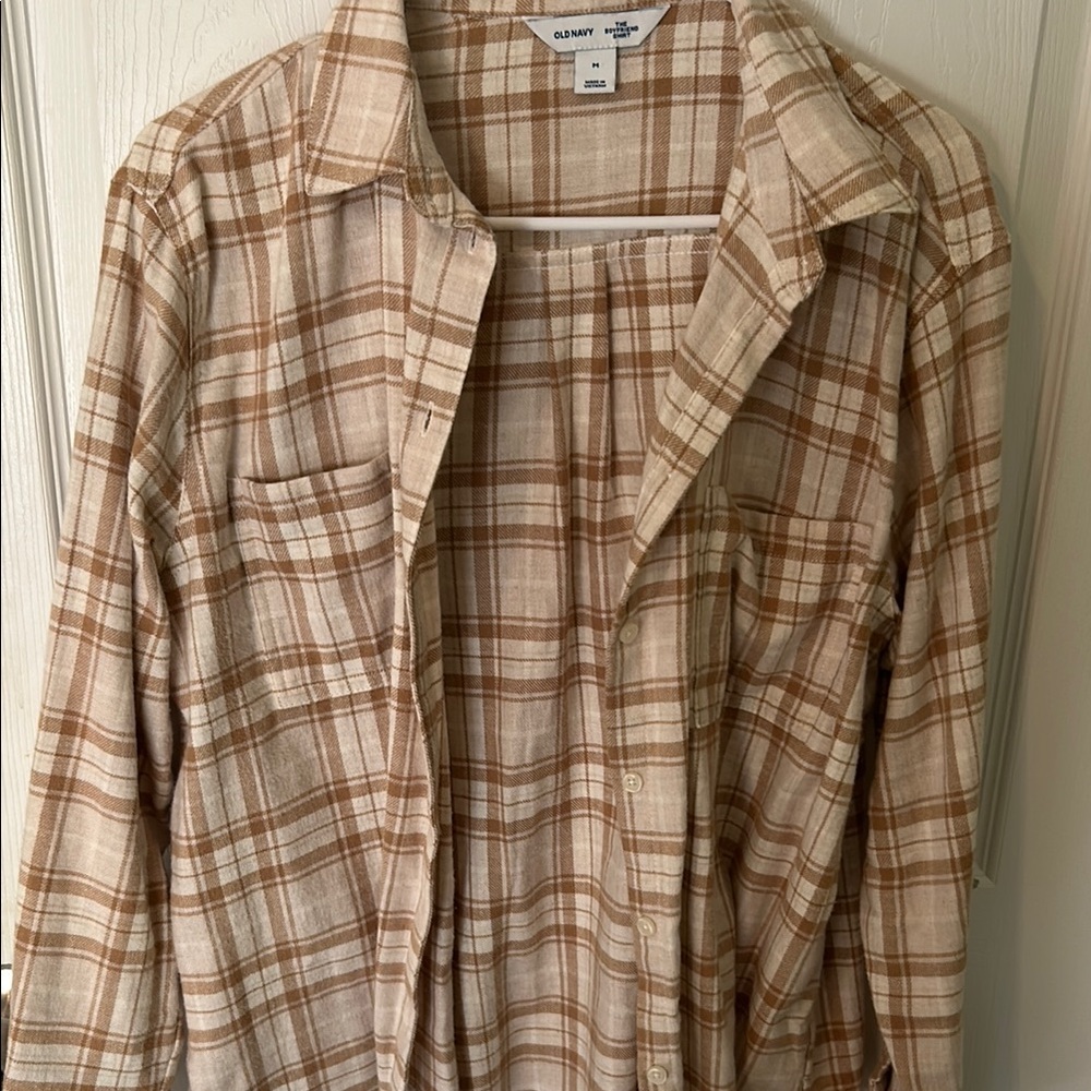 Old Navy Plaid Button-Up Shirt